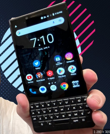 Eladó használt Blackberry Key2 fekete színben